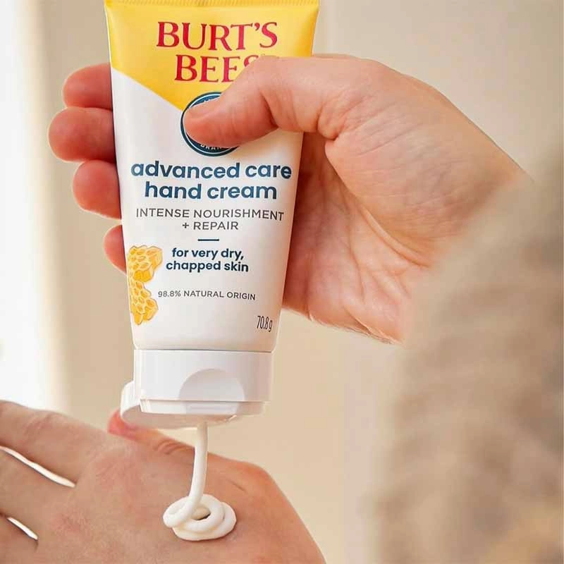 Burt's Bees Advanced Care Hand Cream - Very Dry. Chapped Skin
