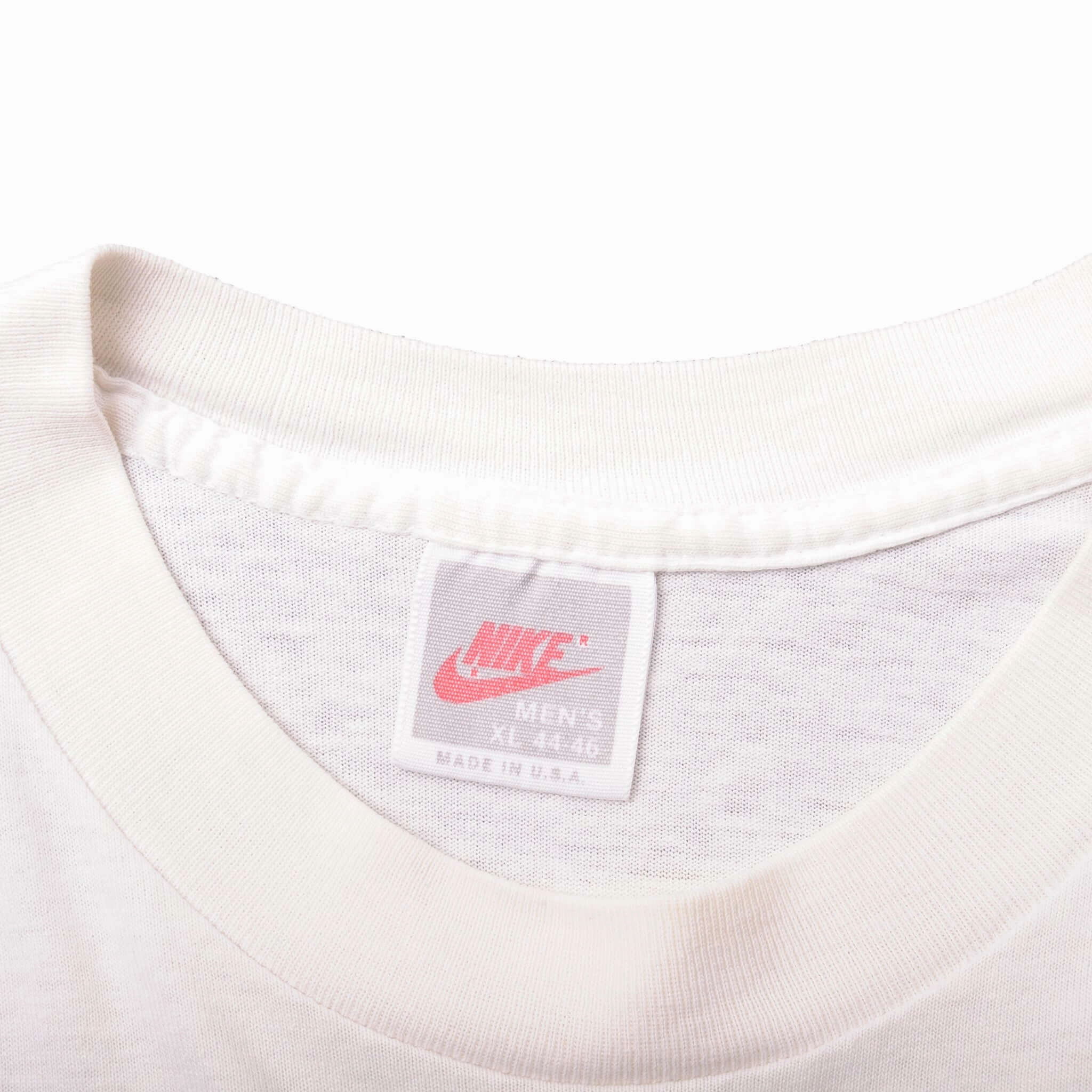 VINTAGE NIKE BOX LOGO TEE SHIRT 1987-1992 SIZE MEDIUM MADE IN USA